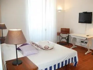 *** Bed & Breakfast B&B Domus Quiritum Rome Italy