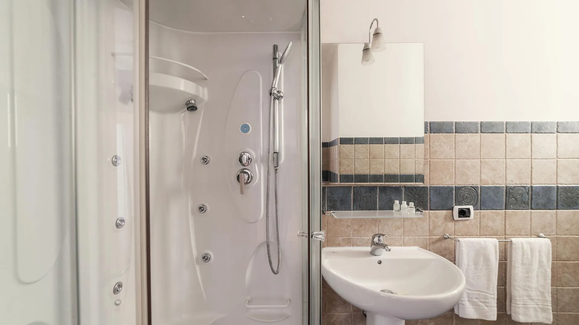 B&B Domus Quiritum Rome 3*,  Italy