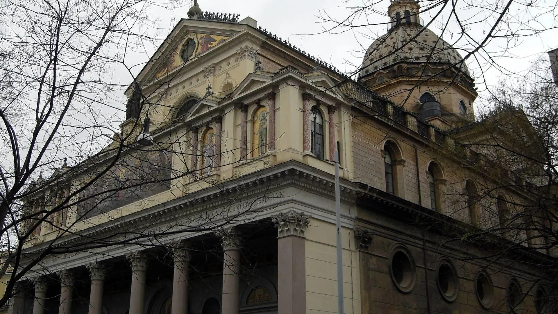 B&B Domus Quiritum Rome Bed & Breakfast